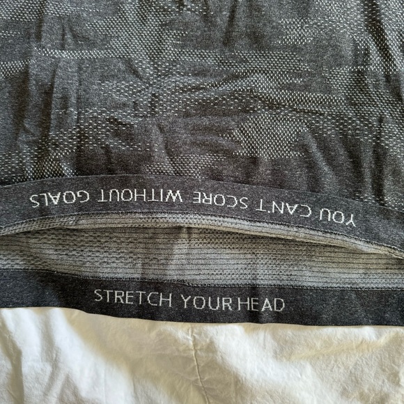 Men’s Lululemon Running Tshirt - Picture 7 of 7